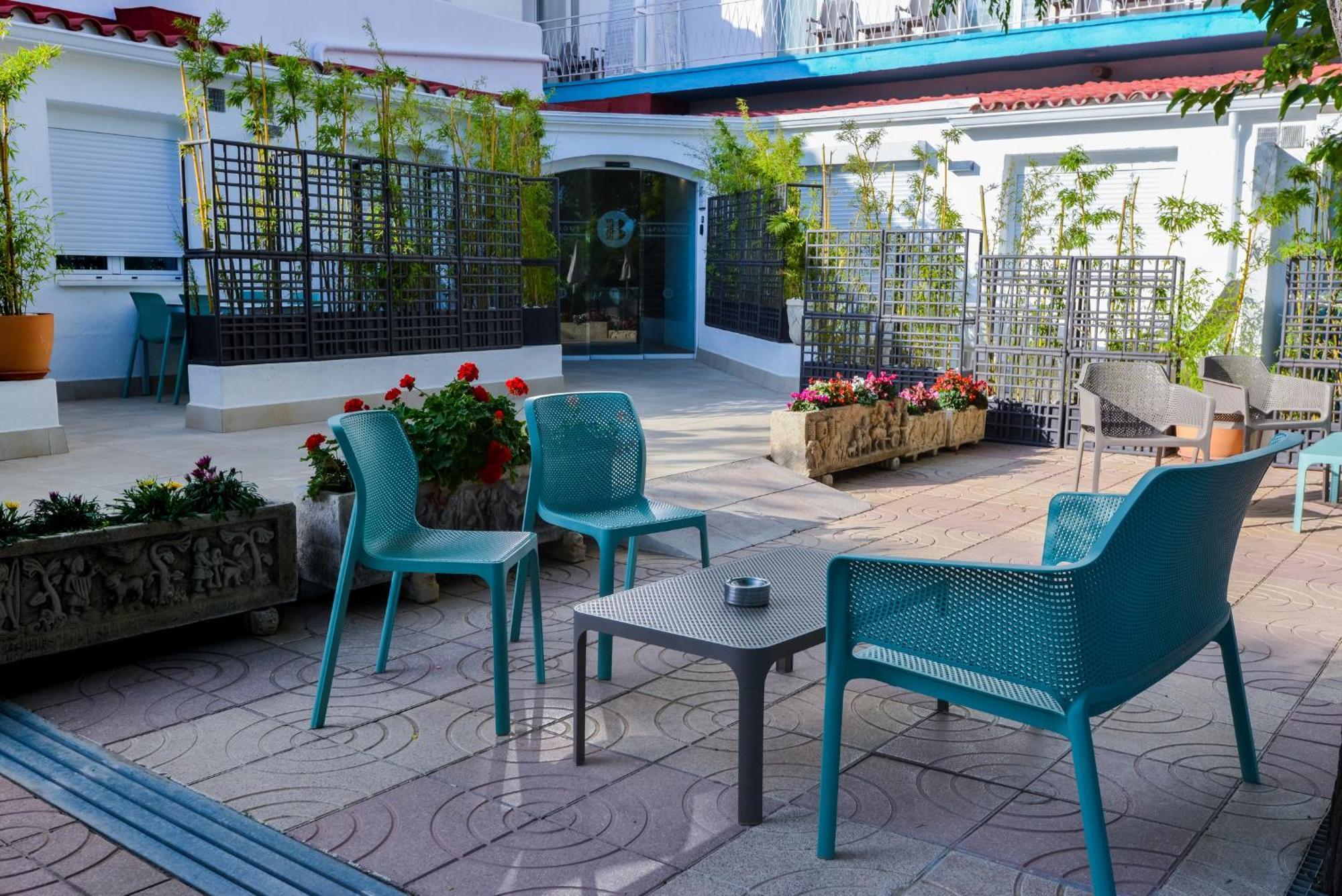 Bamblue Boutique Apartments ปิเนดาเดมาร์ ภายนอก รูปภาพ